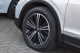 Thumbnail 41