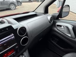 Thumbnail 16