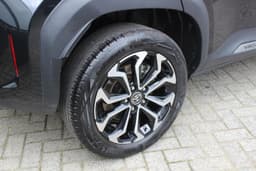 Thumbnail 28