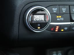 Thumbnail 32