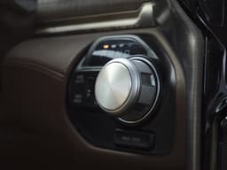 Thumbnail 30