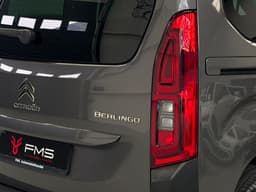 Thumbnail 37