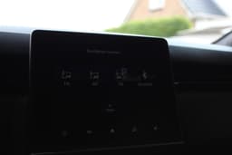 Thumbnail 33