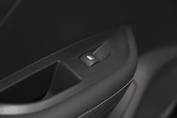 Thumbnail 28