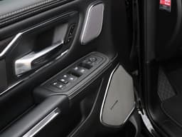 Thumbnail 24